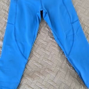 Zyia royal blue pocket light n tight crop length